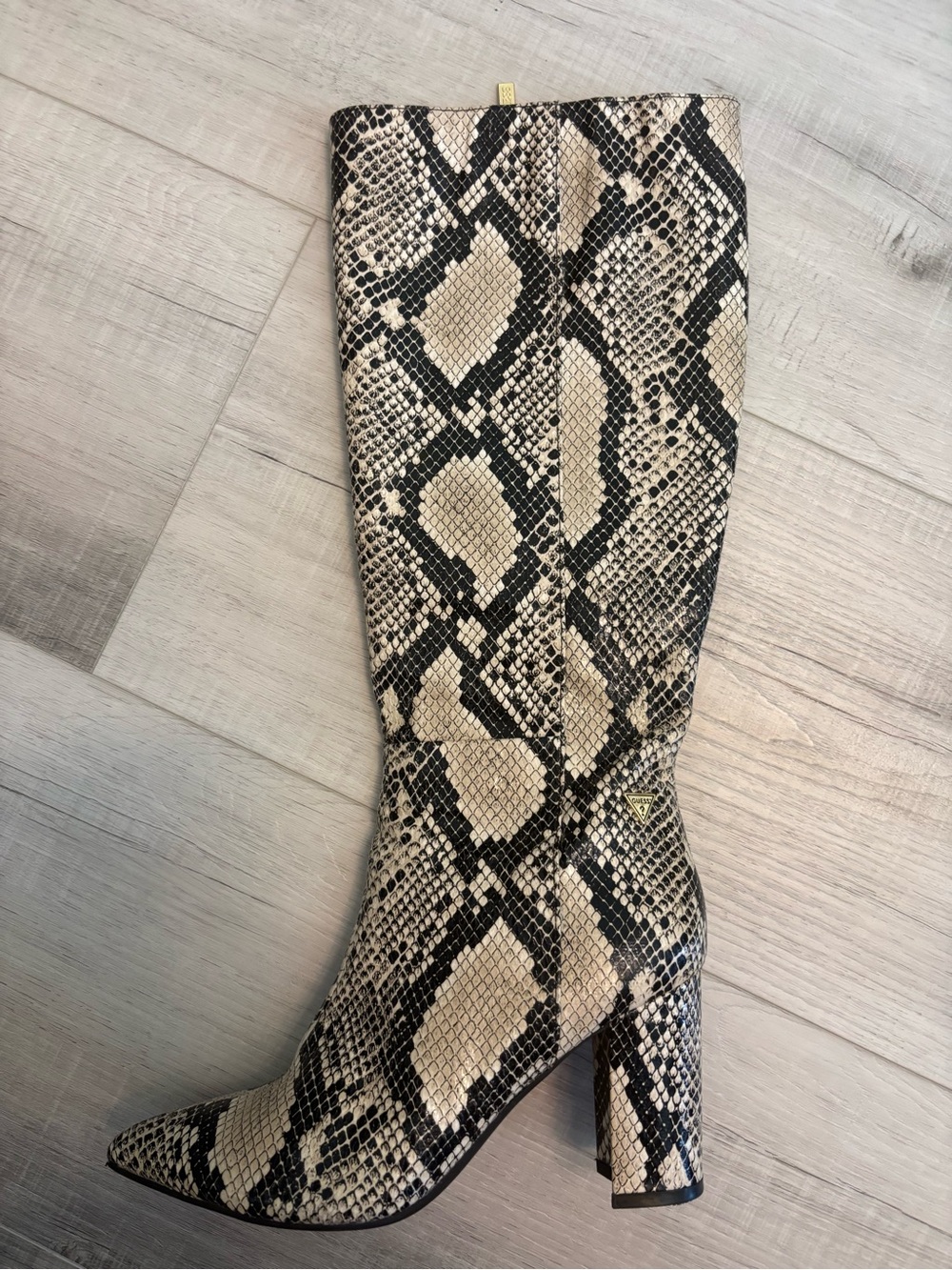 GUESS Snakeskin Print Knee High Boots – Women’s Size 7M - Picture 4 of 9